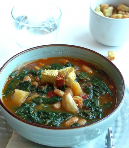 spinach-soup-with-fried-garlic-3