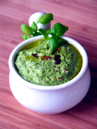 Basil Pesto 1