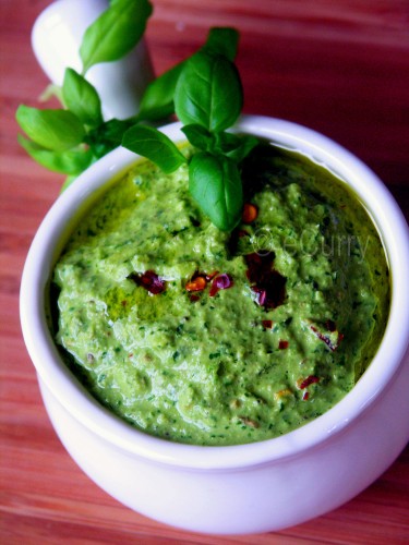 Basil Pesto 2