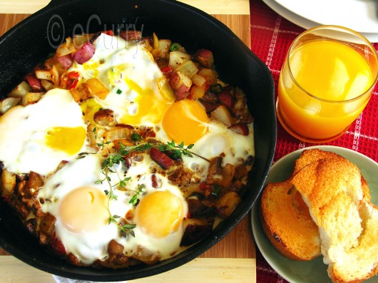 Skillet eggs with mushrooms and potatoes 1