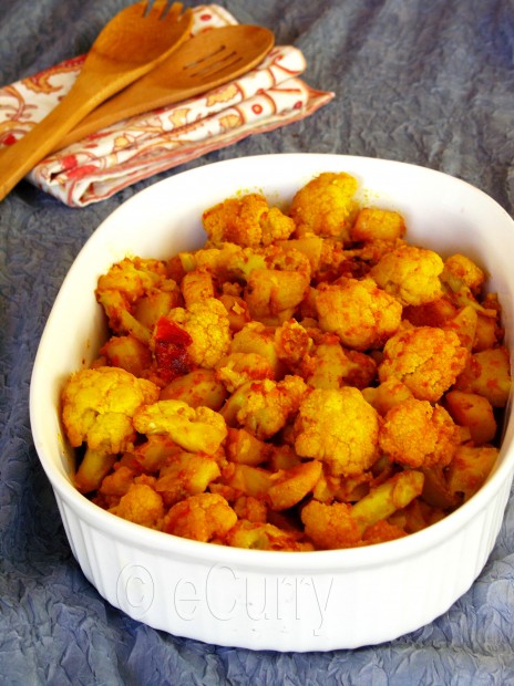 Cauliflower with Tomatoes