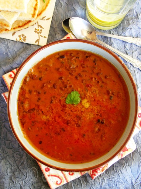 Dal Makhani/Simmered lentils in a creamy tomato sauce