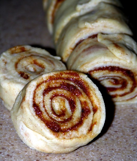 making cinnamon rolls