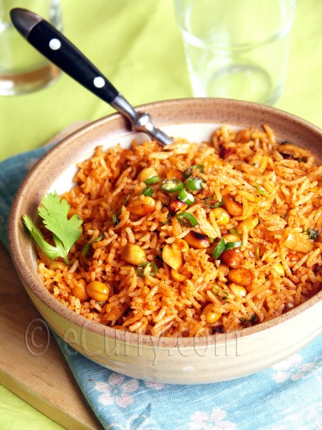 Cumin Flavored Tomato and Peanut Rice