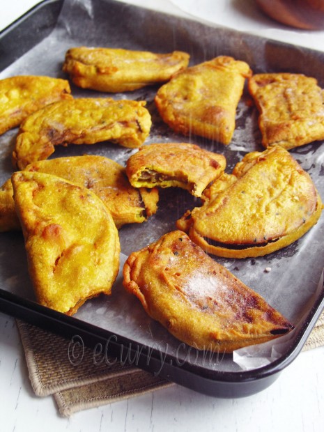 Beguni- batter fried eggplants