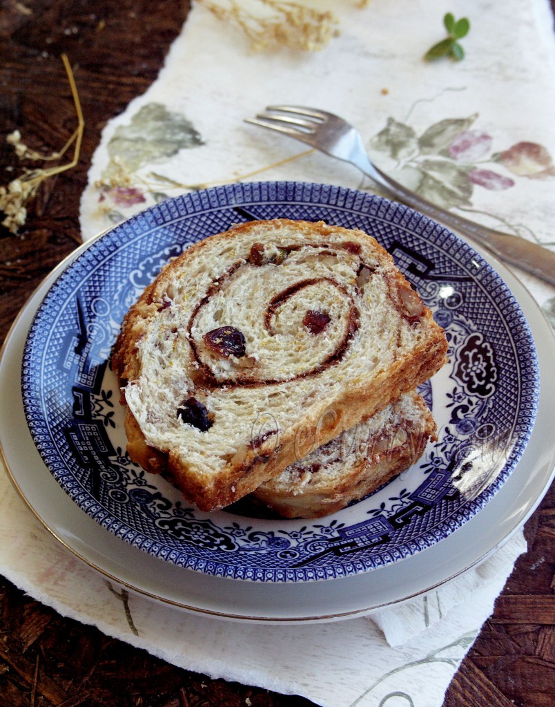 Cranberry Swirl bread, spiced bread, sweet bread, 