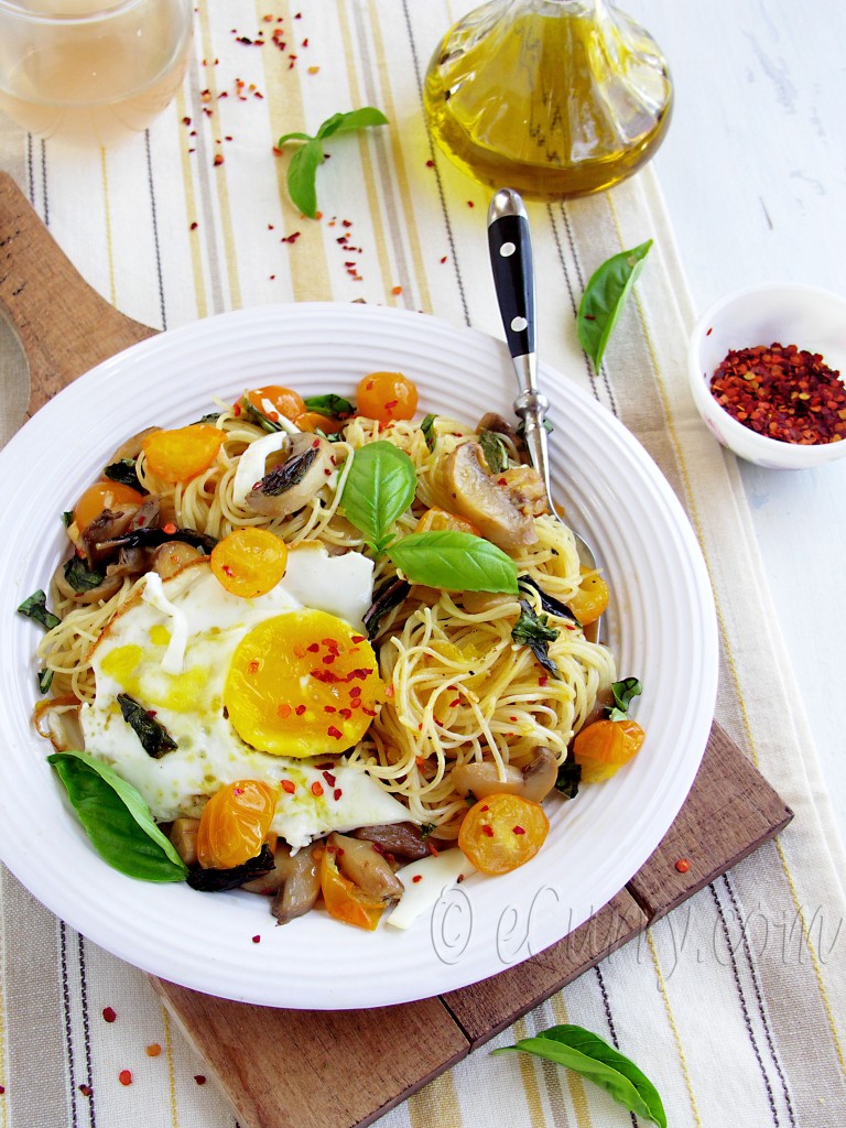 basil, fresh basil, herb, classic pasta with basil, pasta recipe with basil, angel hair pasta, pasta with fried egg