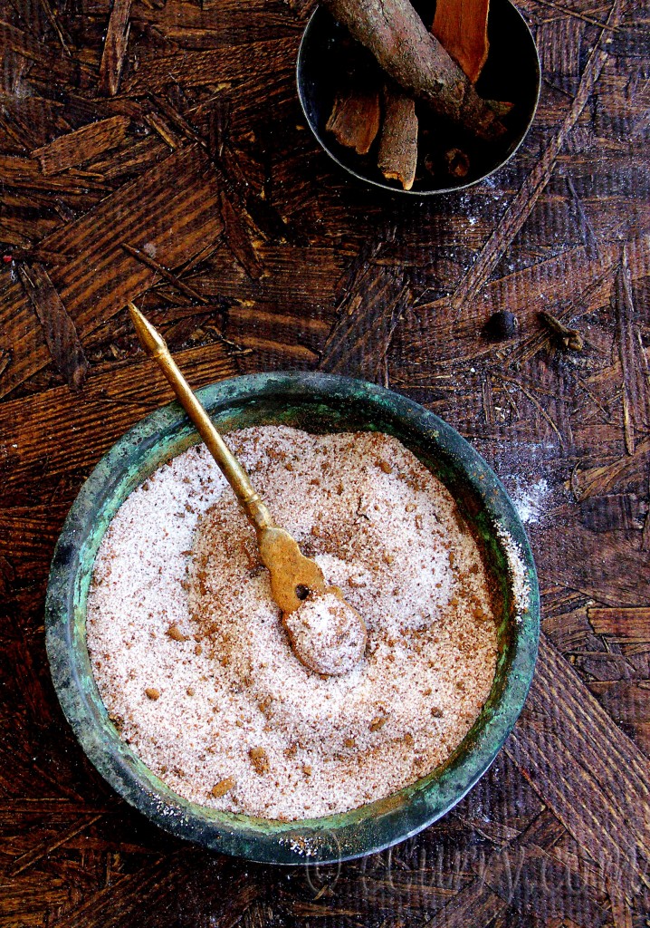 Sugar and Spice, swirl bread recipe, spiced bread, thanks giving, holiday bread recipe