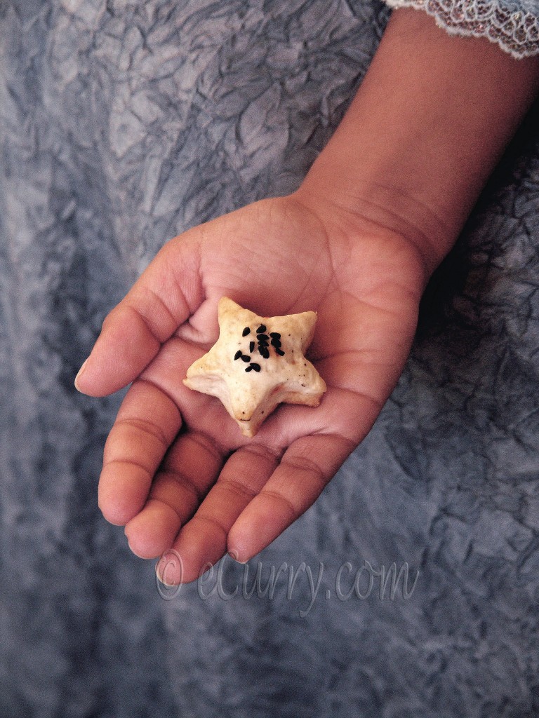 cookie in the hand