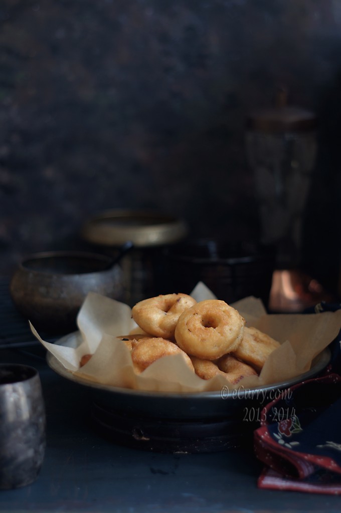 medu-vada- savory lentil fritters