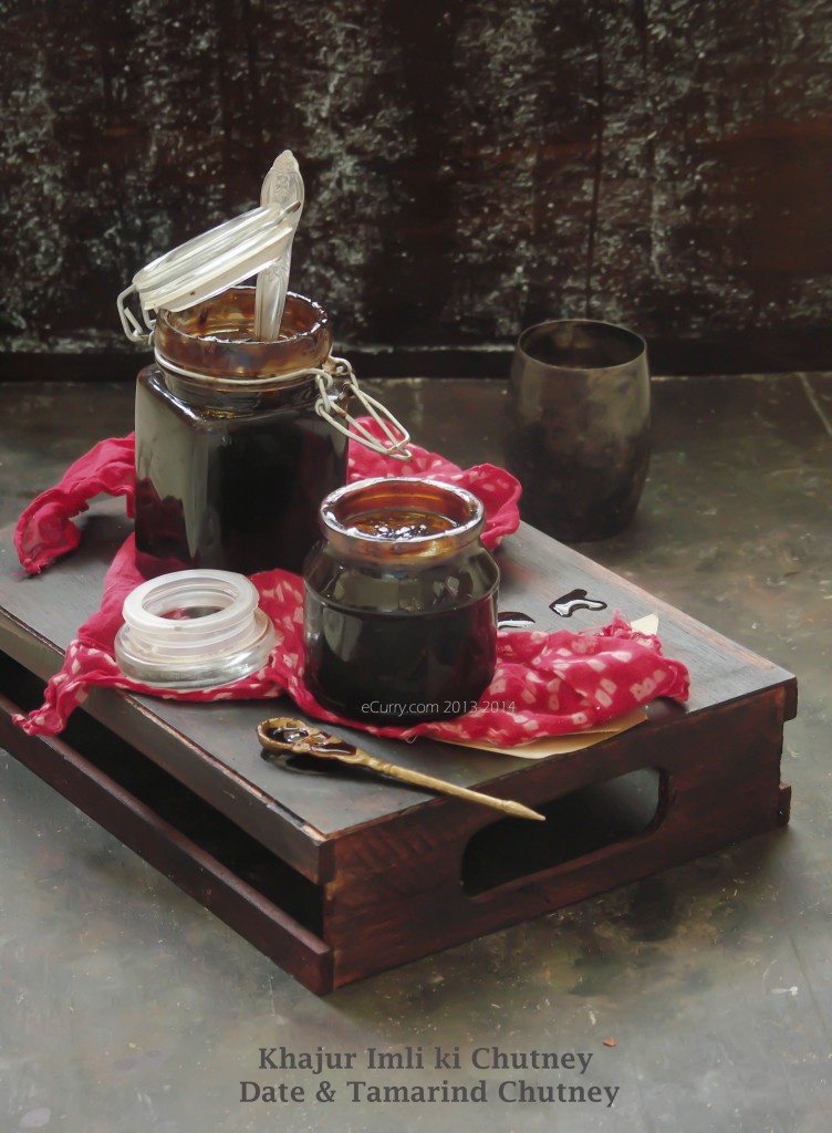 Date-and-Tamarind-Chutney-3.jpg