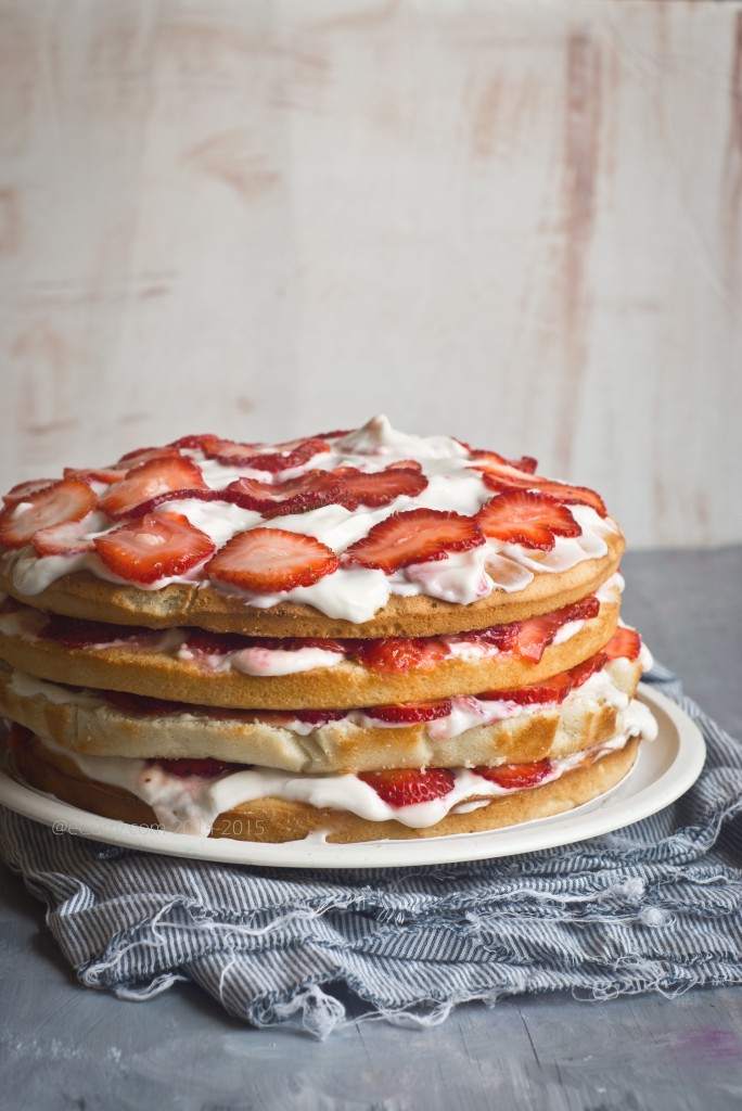 Strawberry lemon layer cake 2