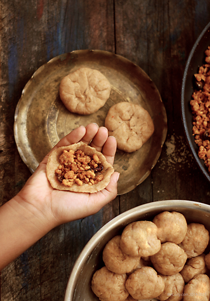 making kachoris 1