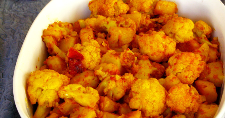 Gobi Tamatar/Cauliflower with Tomatoes