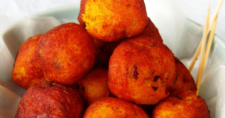 Aloo Vada/Fried Potato Dumplings