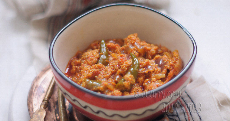 Pnyaj, Tomato diye Posto: Onions & Tomatoes cooked in Poppy Seed Paste