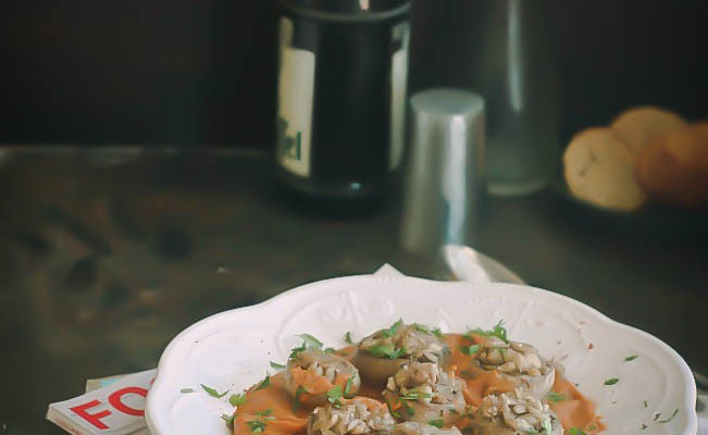 Stuffed Mushrooms in Creamy Tomato Sauce