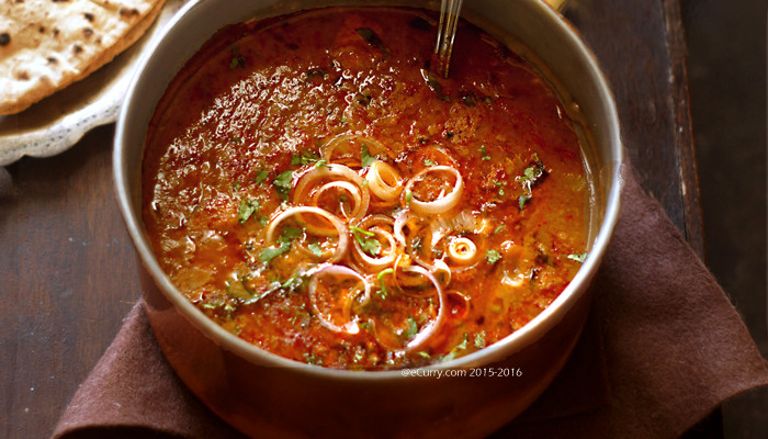 Maa Choliyan Di Dal: Punjabi Style Mixed Lentils