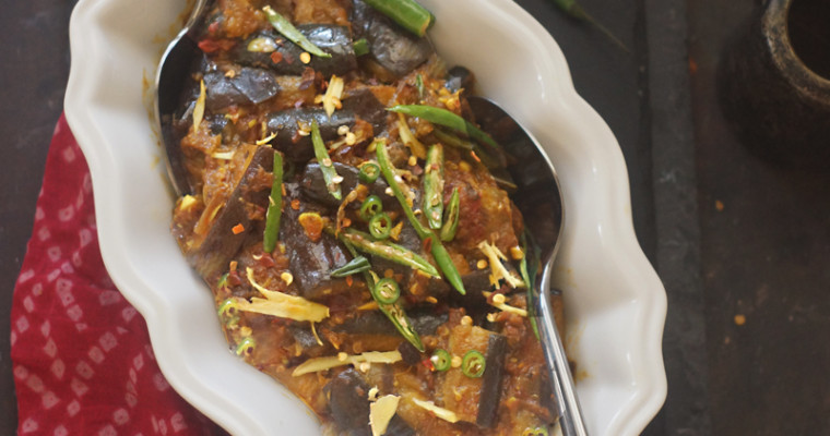 Lehsuni Baingan: Eggplants cooked in Spicy Garlic Sauce